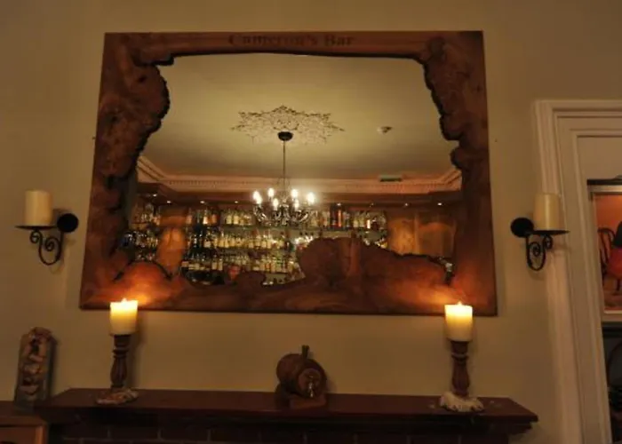 Poppies Hotel