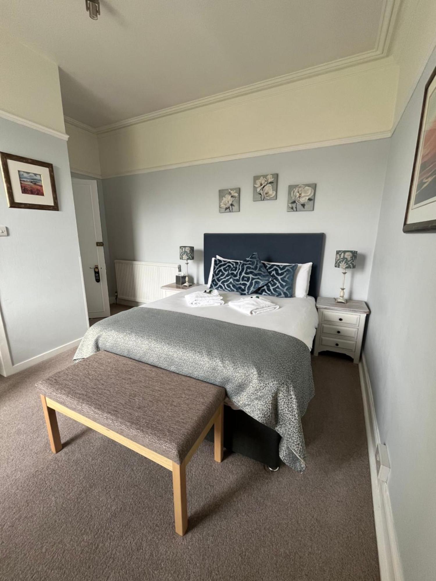 Bed & Breakfast Poppies Callander